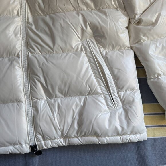 Moncler Mairefur Short Down Jacket White - Picture 4 of 11